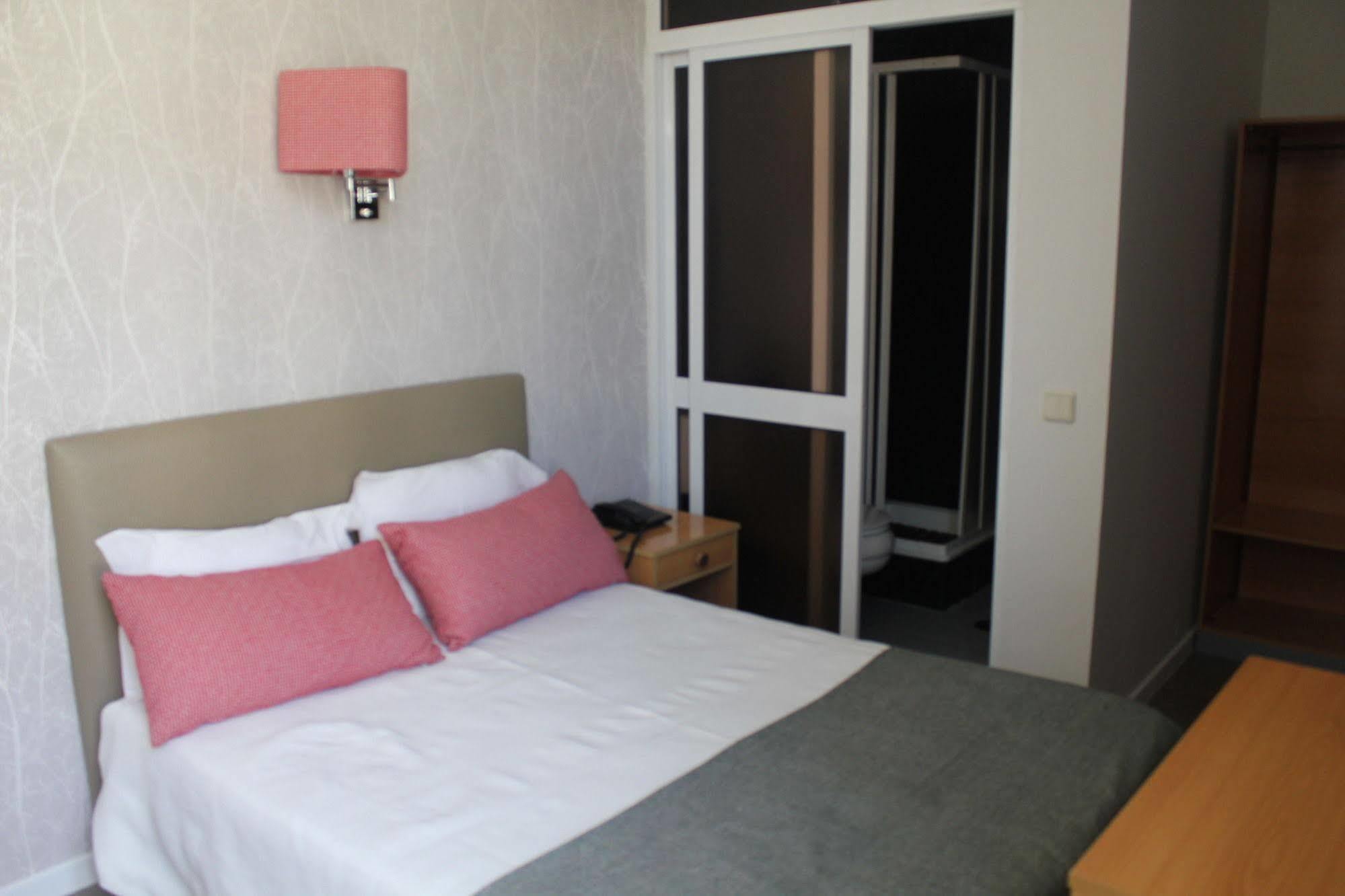 Guest House Porto Clerigus Екстериор снимка